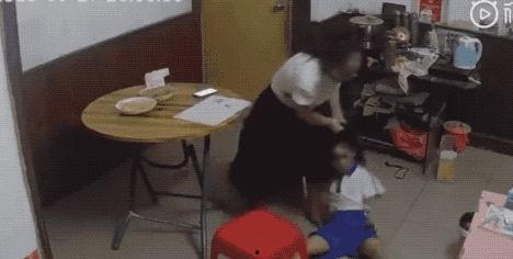 四川爆料视频小孩被打,校园暴力事件引发社会关注 第3张 四川爆料视频小孩被打,校园暴力事件引发社会关注 第3张